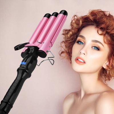 China 3 Barrel Design New Arrival Light Curve Curl Tong Pink Ceramic Hair Curler Soft Triple Curling Curling Barrel for sale