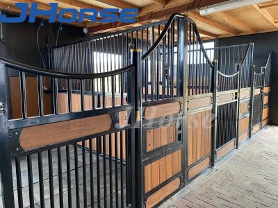 China Custom Large Size Quarter Side Panels Temporary Horse Stall Fronts 14ftx14ft for sale