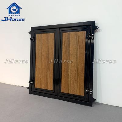 China Wholesale Customization Wood Horse Stable Fronts Door European Style Window Horse Barn Door à venda