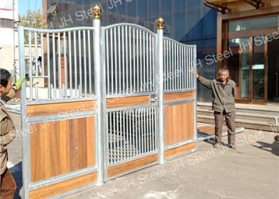 China Portable Horse Stable Stall With Bamboo Wood Panel , Power Coated Surface for sale