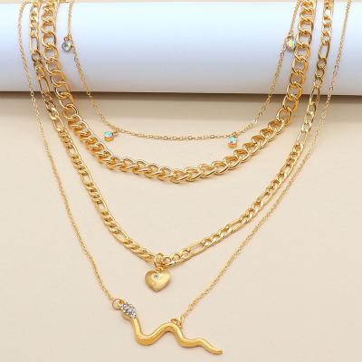 China 2021 TRENDY Gold Crystal Heart Snake Metal Clavicle Necklace Initial Chain Necklace For Women N0575 for sale