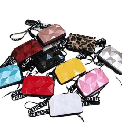 China Durable Cosmetic Waterproof Storage Mini Makeup Pouch Travel Clutch 7 Inch Gift Wash Bag for sale