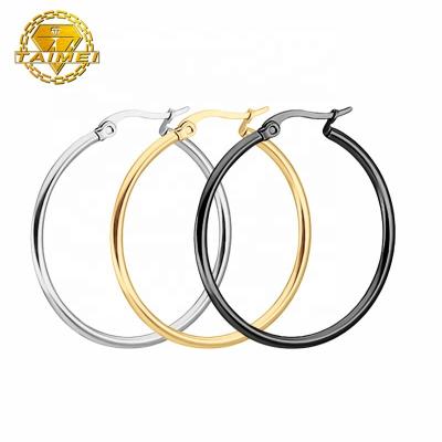 China FASHIONABLE Women's Round Plain Gold Hoop Earrings, Big Large Surgical Stainless Steel Vacuum Plating Earrings Around Wire Earrings for sale