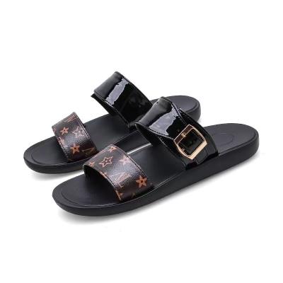 China 2021 Fashion Trend New Summer Slippers For Men's Beach Leather Slippers Men's Platform Non-slip Outdoor Sandals Slippers for sale