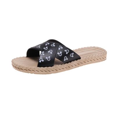 China Fashion Trend Ladies Slippers 2021 New Summer Women's Non-slip Slippers Cross Style Outdoor Beach Sandals For Women for sale