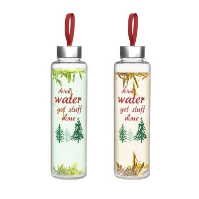 China Christmas Viable Newcomer 300 420 500 550 750 Wholesale Custom High Borosilicate 1000ml Glass Water Bottles With Lids for sale