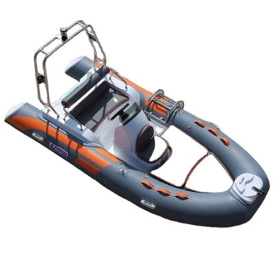 China Fishing China Rigid Inflatable Rib 390 Pontoon Inflatable Pedal Patrol Boat with Motor for sale