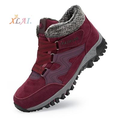 China XLAI Flat Sports Short Boots Camouflages Stripes Rubber Women Walking Sneakers Men Shoes Ladies Shoes for sale