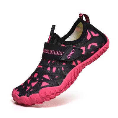 China Fashion trend children elastic band foot safety beach shoes water sports quick-drying water non-slip shoes for sale