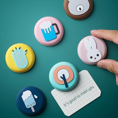 China The lovely cute and lovely design fridge magnet cartoon refrigerator subsidies ornaments fridge sticker souvenir decor restaurant office home accessories for sale