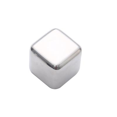 China 304 Reusable Environmentally Friendly Sustainable Stainless Steel Metal Ice Cube Ice Balls for sale