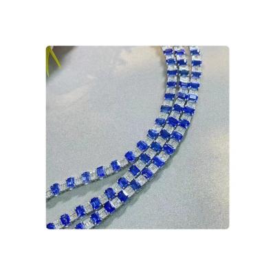 China New Vintage Fashion Style Exquisite Sapphire 8.11g Blue Diamond 18k Blue Gold High End Bracelet for sale