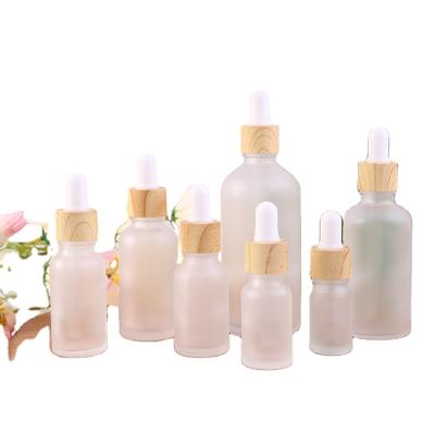 China Personal Care 10ml Ball Gemstone Roller Essential Oil Glass Bottle With Gemstone Chips Inside for sale