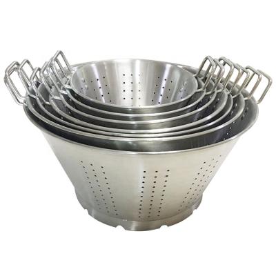 China Sustainable Kitchenware Round Shape Strainer Kitchen Vegetable Storage Basket Stainless Steel Colander for sale