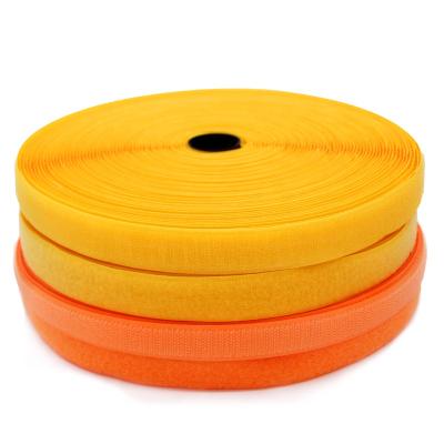 China 100% Reusable Reusable Tying Tape Nylon Industrial Hook And Loop Heavy Duty Roll for sale