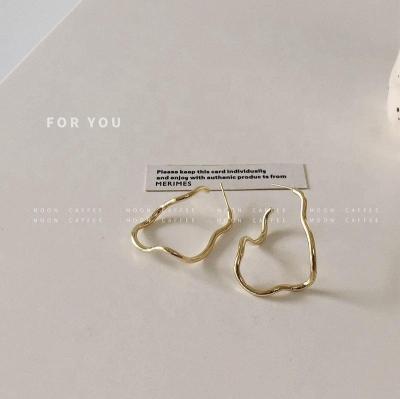 China S925 fashion silver needle silver needle temperament cloud girl simple line earrings for sale