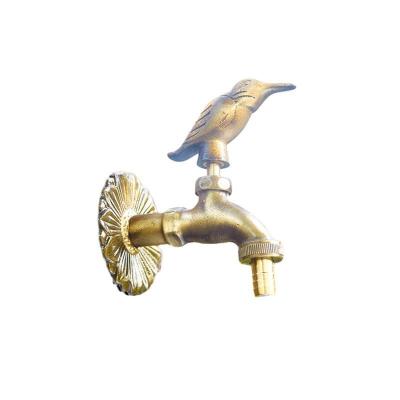 China Irregularity Hot Luxury Brass Golden Faucet Outdoor Style Floor Stand Faucets Factory Sales Outdoor Faucet for sale