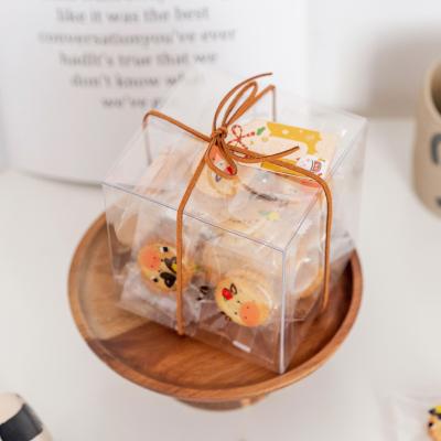 China Moisture Proof Clear PET Plastic Gift Favor Boxes, Transparent Rectangle Cube Candy Treat Boxes For Christmas, Wedding, Party for sale