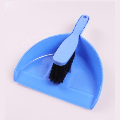 China Sustainable Home Collection Small Hand Held Dustpan With Reading Brush , Good Handles For Comfortable Use for sale