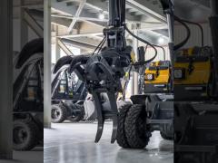 12 grapple excavator