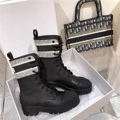 China Fashion waterproof Midi boots Chelsea canvas famous brand of women's high-level flat waterproof boots for sale