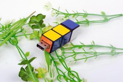 China Multicolor Twister Cube 4GB USB Flash Drive OEM Brand 2.0 for sale