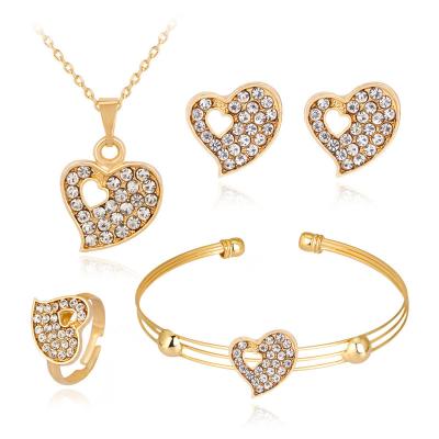 China TRENDY Dubai Jewelry Sets American Diamonds Necklace Sets Heart Shape Necklace Earring Ring Bracelet Jewelry 4pcs/set for sale