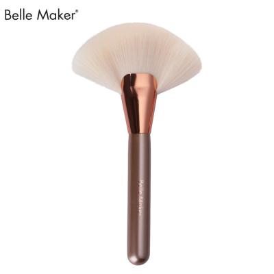 China Soft Texture Flat Surface Simple Kabuki Foundation Brush Custom Logo Premium Makeup Foundation Brush for Liquid Cream for sale