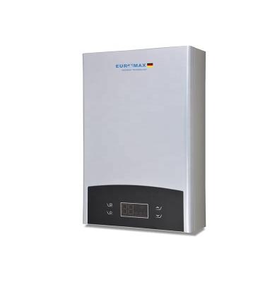 China High Class 16L Gas Water Heater Gas Geyser Constant Temperature Type With Silver Panel NG LPG for sale