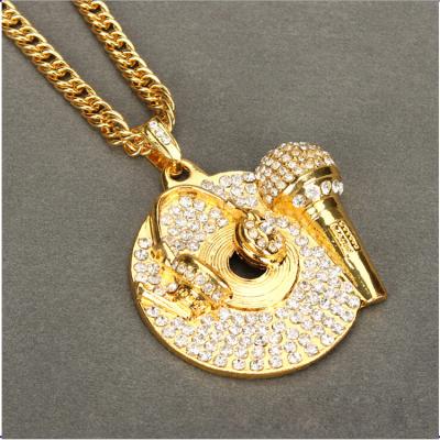 China Men's Long 18K Gold Shining DJ Player Hip Hop Style Hip Hop Pendant Necklace for sale