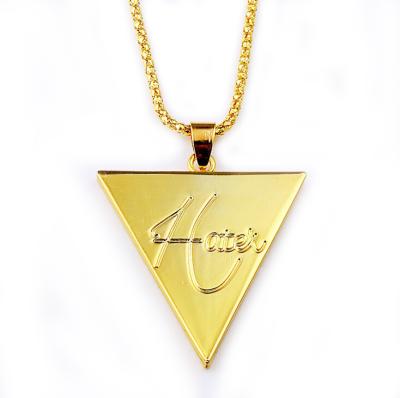 China Guitar Single Pick Triangle Gold HipHop Fashion 14K HipHop Pendant Necklace For Men for sale