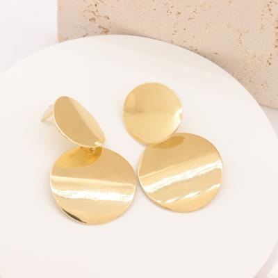 China Fashion Charm Minimalist Women Alloy Circle Geometric Gold Plated Metal Statement Earring for sale