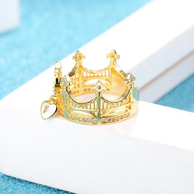 China High Quality New Products Hot Selling Unique Style Gold Plated Heart Ring Crown Shape Zircon Ring Engagement Pendant for sale