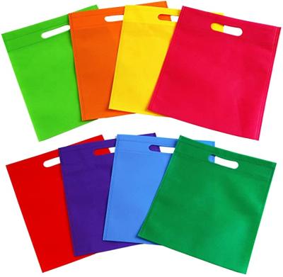 China ZIXU Nonwoven Handled Bags Party Gift Tote Bag With Handles Goodie Rainbow Colors Treat Bag For Party Favors 25x35cm for sale