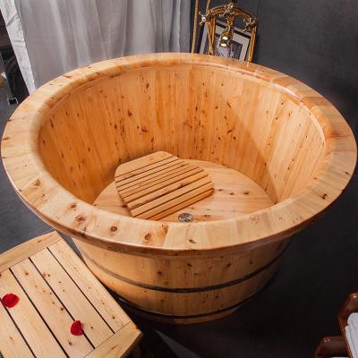 China Outdoor Garden Spa Massage Tub Round Wooden Bathtub Eco-friendly Material Kids Swimming Bowl for sale