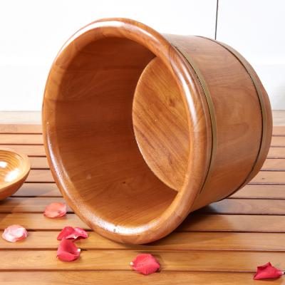 China With Hot Sauna Bucket Foot Bath Wooden Barrel Oak Crossbeam Windows Sale Foot Basin for sale