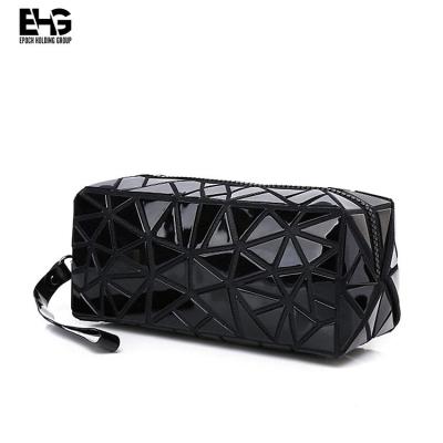 China PU Leather Toiletry Bag Cosmetic Case Leather Hanging Cosmetic Box Bags Leather for sale