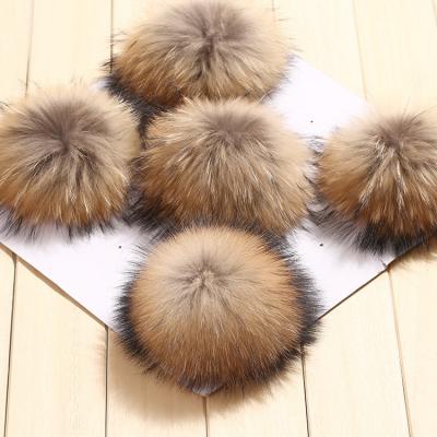 China Auto Upholstery 15cm Handmade Natural Raccoon Fur Pom Pom for sale