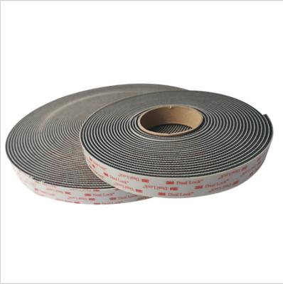 China Durable Beautiful Appearance Easy Gluing Attaching Sticky Tape Strips Hook And Loops With Traceless Strong Adhesive for sale