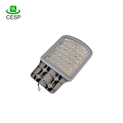 China 40w LED street light CREE XTE meanwell driver 5 years warranty IP68 for sale