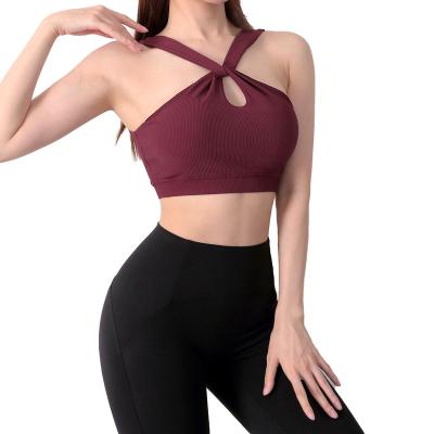 China Latest Breathable Women Sports Bra Threaded No Ring Quick Dry Halter Neck Steel Bra Backless High Impact Support Sports Bra for sale