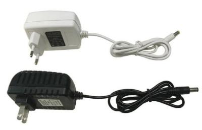 China 12v 0.5a 1a 2a AC DC power adapter for LED strips CCTV cameras with CE UL SAA FCC CB marked for sale