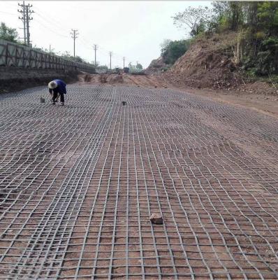 China Geogrid de aço plástico para engenharia de resistência da superfície da estrada feita em comprimento de 50-100m à venda