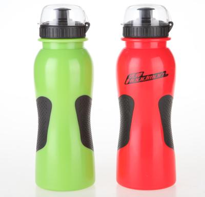 China Factory Price 750ml Sustainable Chinese PE Sport Squeeze Water Bottle With Custom Logo for sale