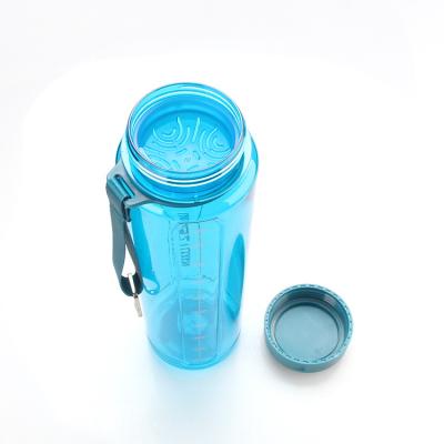 China 2021 Hot Selling Tritan Eastman Custom Water Bottle Outdoor Sports 1000ml Amazon Sustainable New Product With Straw for sale