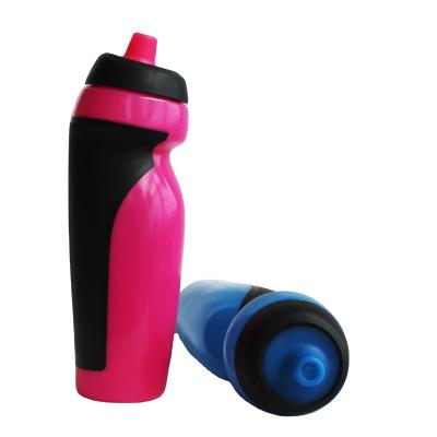 China 2020 lower prices compression 600ml air valve soft viable quick sport rubber handle bottle for outdoor sports for sale