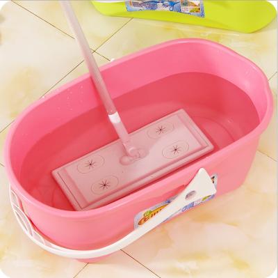 China Sustainable PP Cleaning Bucket Mop 11L Plastic Bucket With Handle for sale