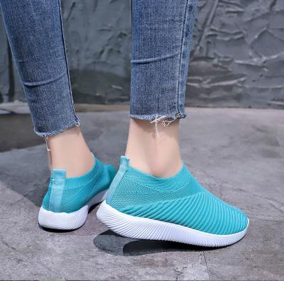 China High quality fashion trend girls large size shoes wear-resistant and deodorant sports mesh casual shoes for sale