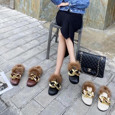 China Fashion Trend Selling Warm Fur Border Comfortable Fur Flat Slippers With Big Metal Buckle For Women for sale