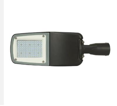 China Luz de la calle 20w 30w 50w 100w 150w 180w 200w lámpara LED de la calle con y diseño impermeable en venta